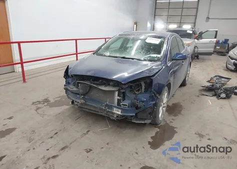 2013 Buick Verano Leather Group из США, поврежденный, VIN 1G4PS5SK2D4249723